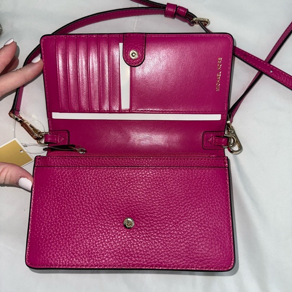 Michael Kors Leather Phone CrossBody - Picture 3 of 13